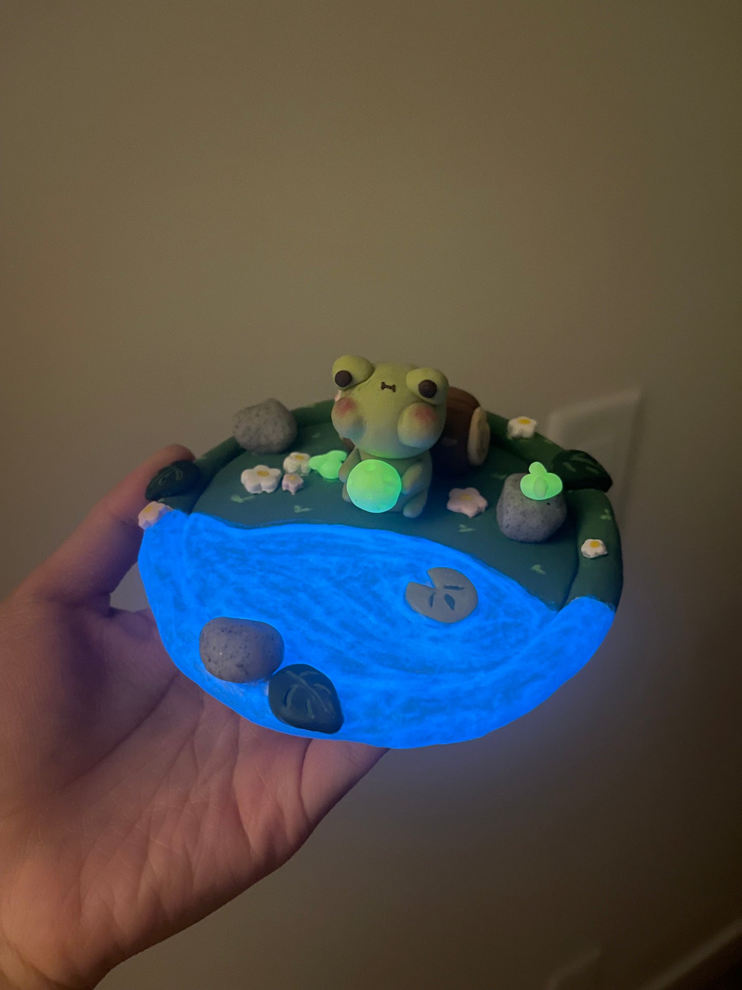 Limited Glow in the Dark Spring Photo + Jewelry holder